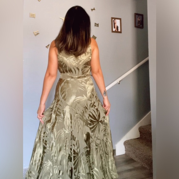 Lauren Ralph Lauren Palm Leaf Jacquard Sleeveless Midi Dress | Size 0 - Picture 4 of 15